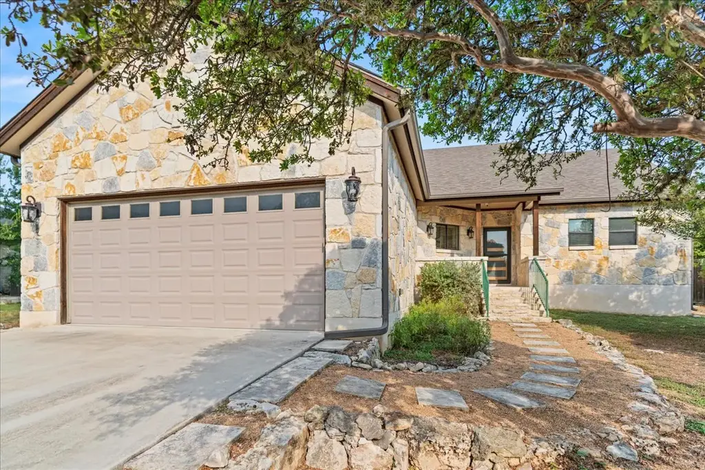 72 Augusta Drive, Wimberley