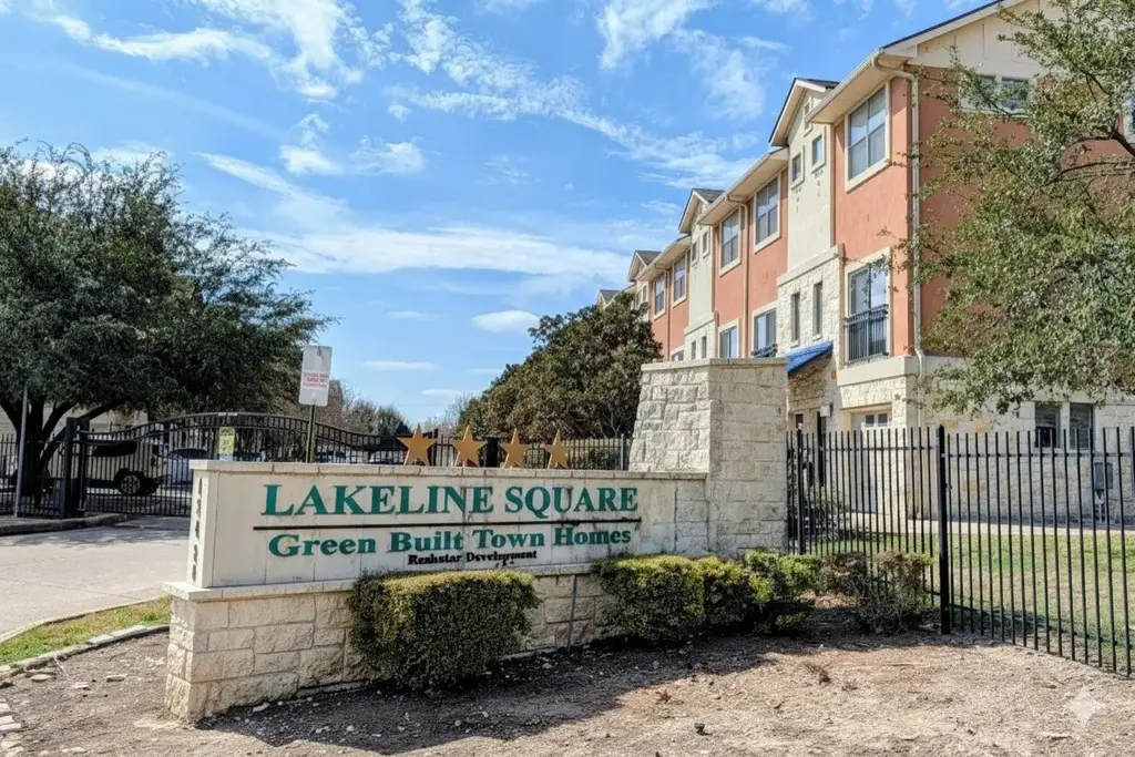 13420 Lyndhurst Street 806, Austin