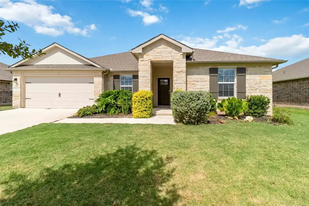 106 Sandpiper Drive, Bastrop