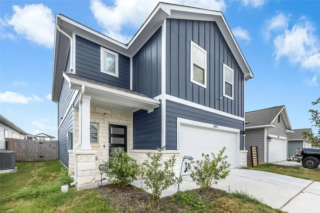 6815 Tiznow Lane, Buda