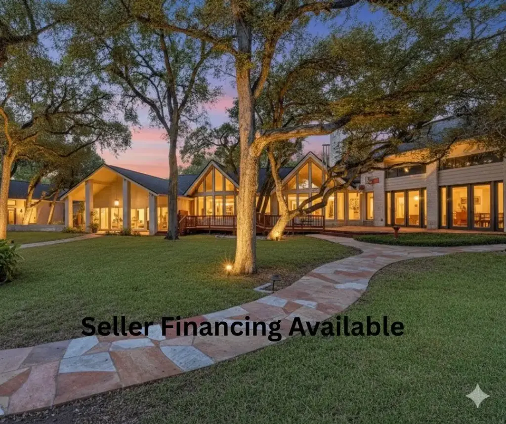 113 Serenada Drive, Georgetown
