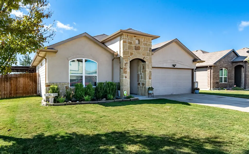 484 Copper Hill Drive, New Braunfels