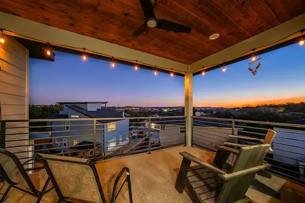 18401 Valley Hill Lane, Point Venture