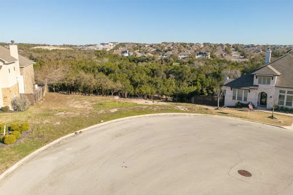 375 Seneca Drive, Austin