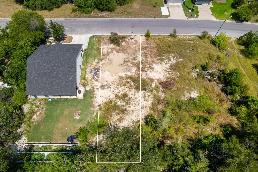 408 E Avenue Avenue H, Belton