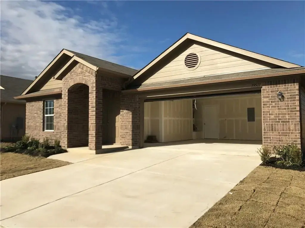 19517 Great Falls Drive, Manor