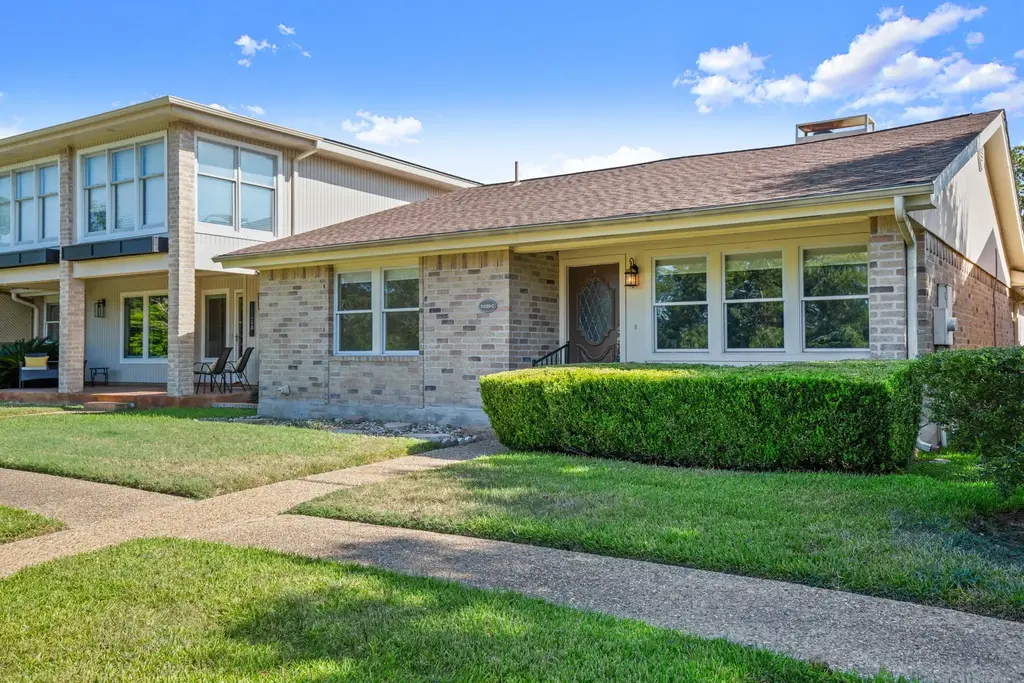 11129 Pinehurst Drive C, Austin