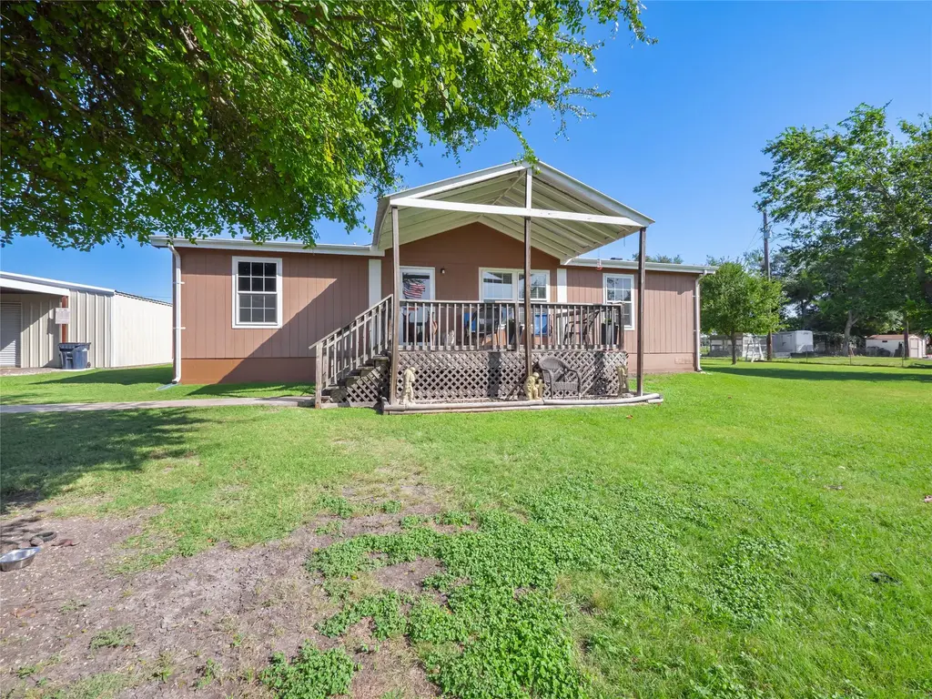 1200 County Road 226, Florence