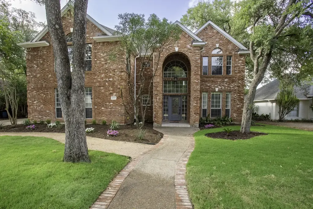 10115 Pinehurst Drive, Austin