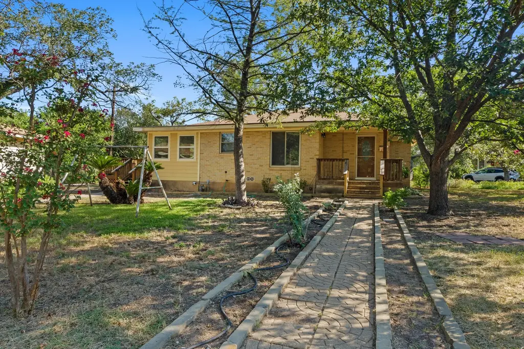 1310 Harriet Court, Austin