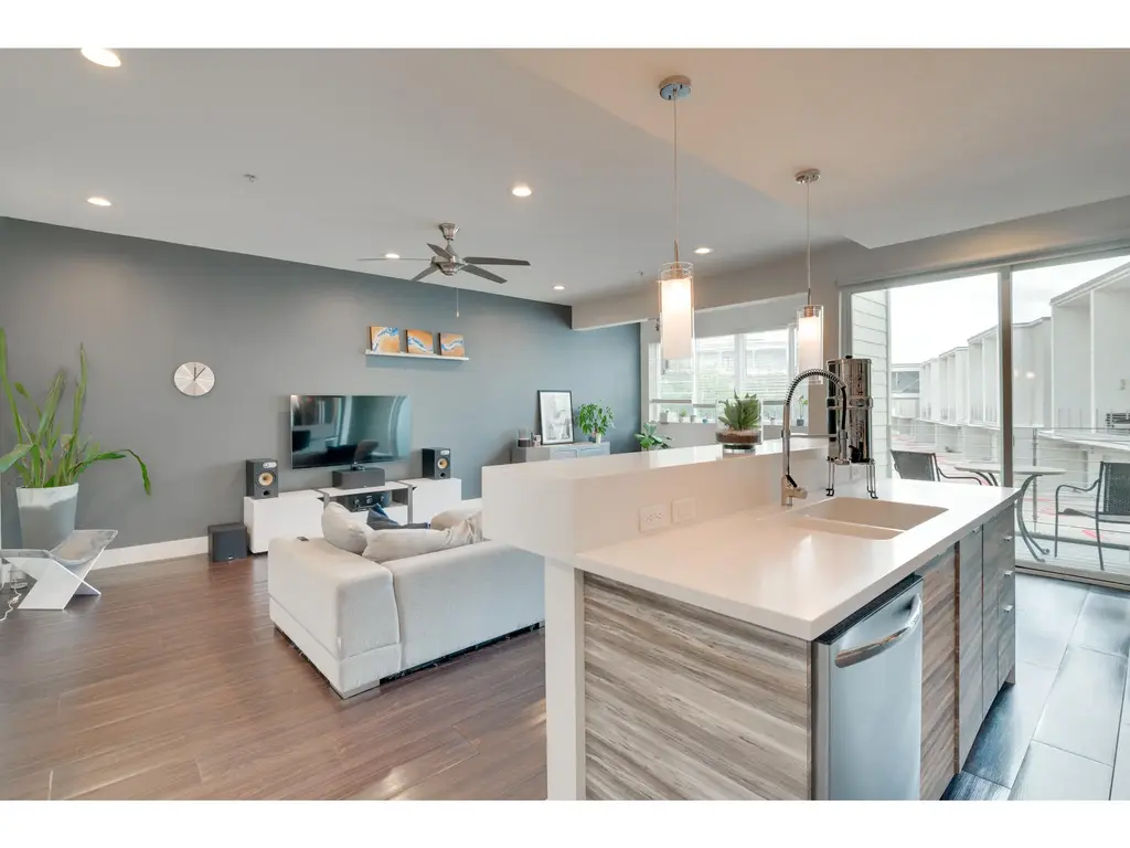 604 N Bluff Drive 205, Austin