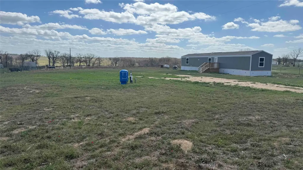 106 Spanish Oak Road, Dale