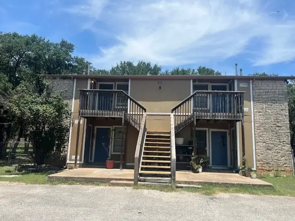 501 Hedgewood Drive C, Georgetown