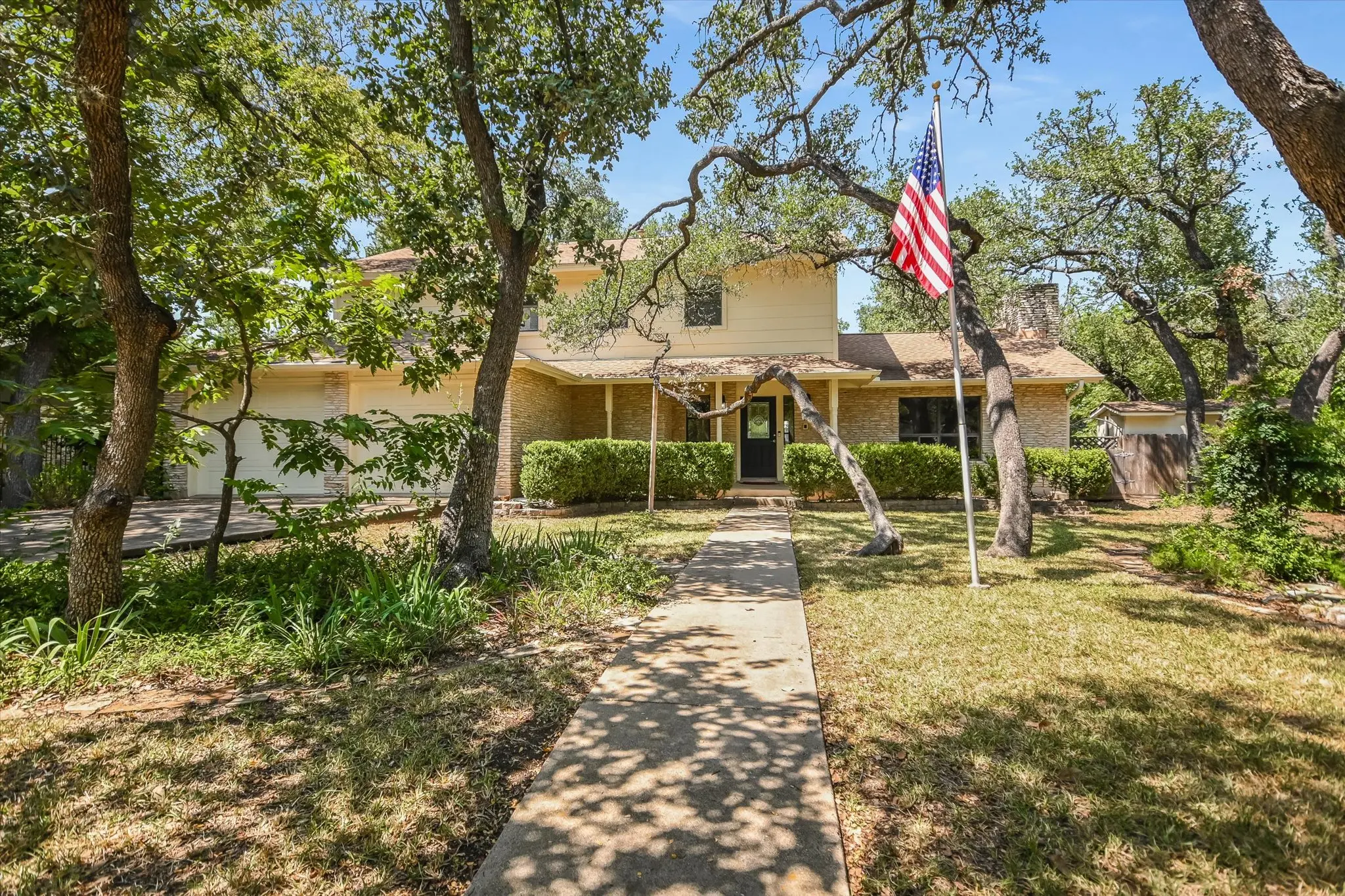Photo of Listing #3499078