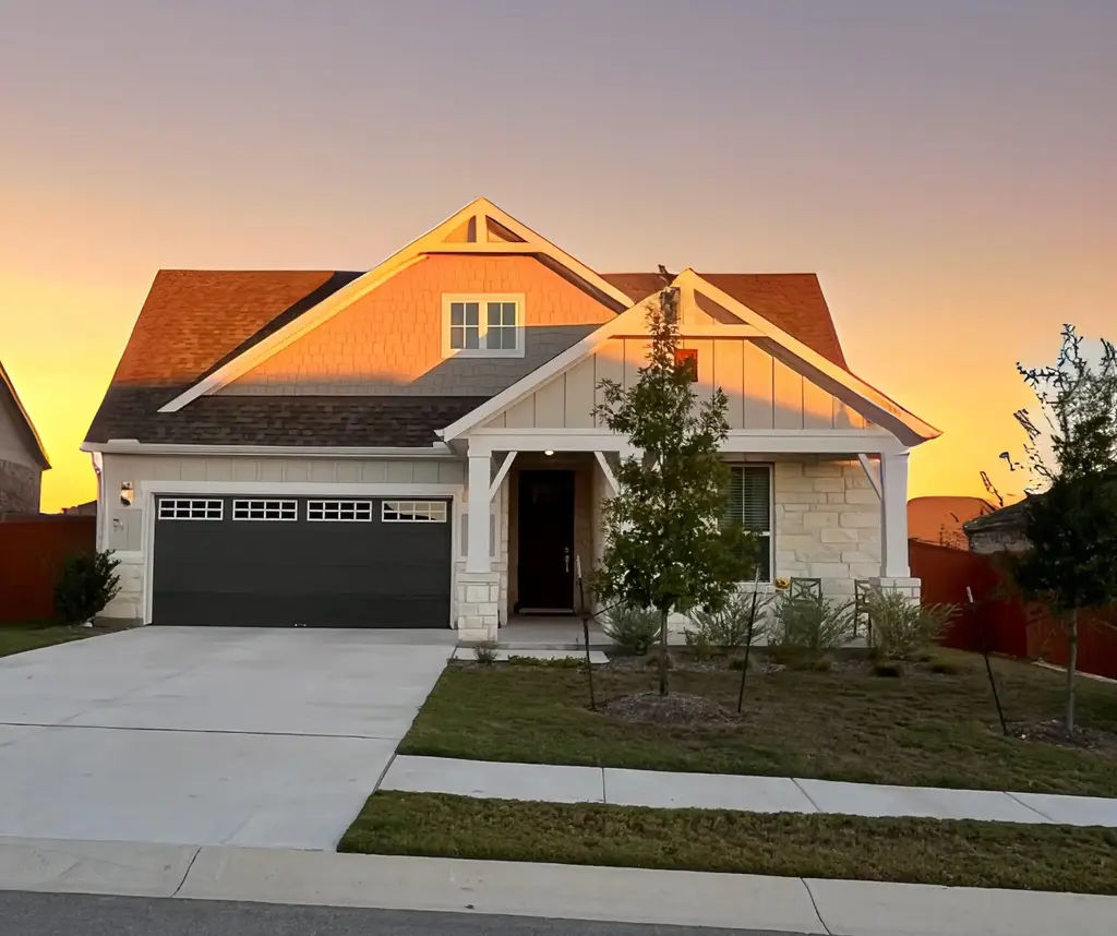 279 Fish Trap Road, Dripping Springs