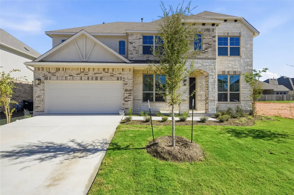 920 Landing Lane, Leander