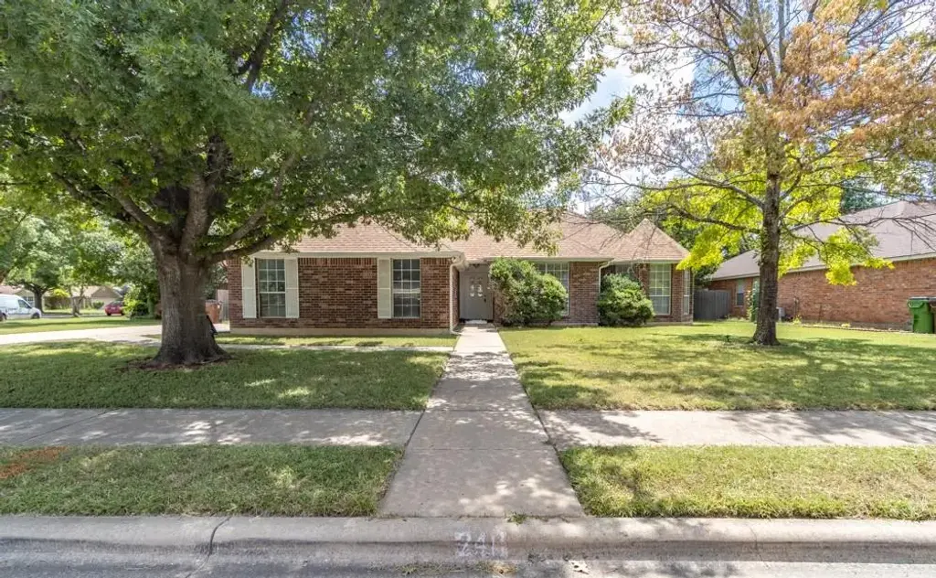 2411 Raintree Path, Round Rock