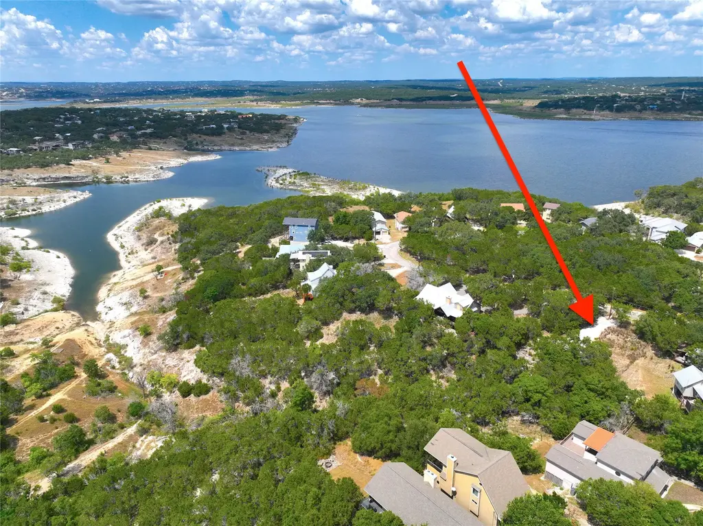 861, 881 Riviera Drive, Canyon Lake