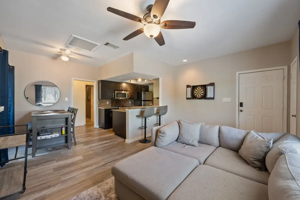 506 W San Antonio Street A5, San Marcos
