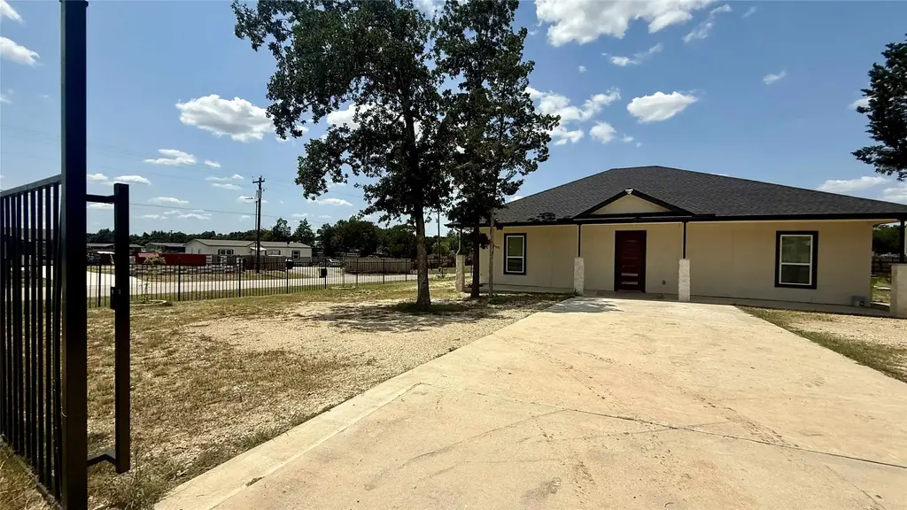 146 Buena Fortuna Road, Elgin