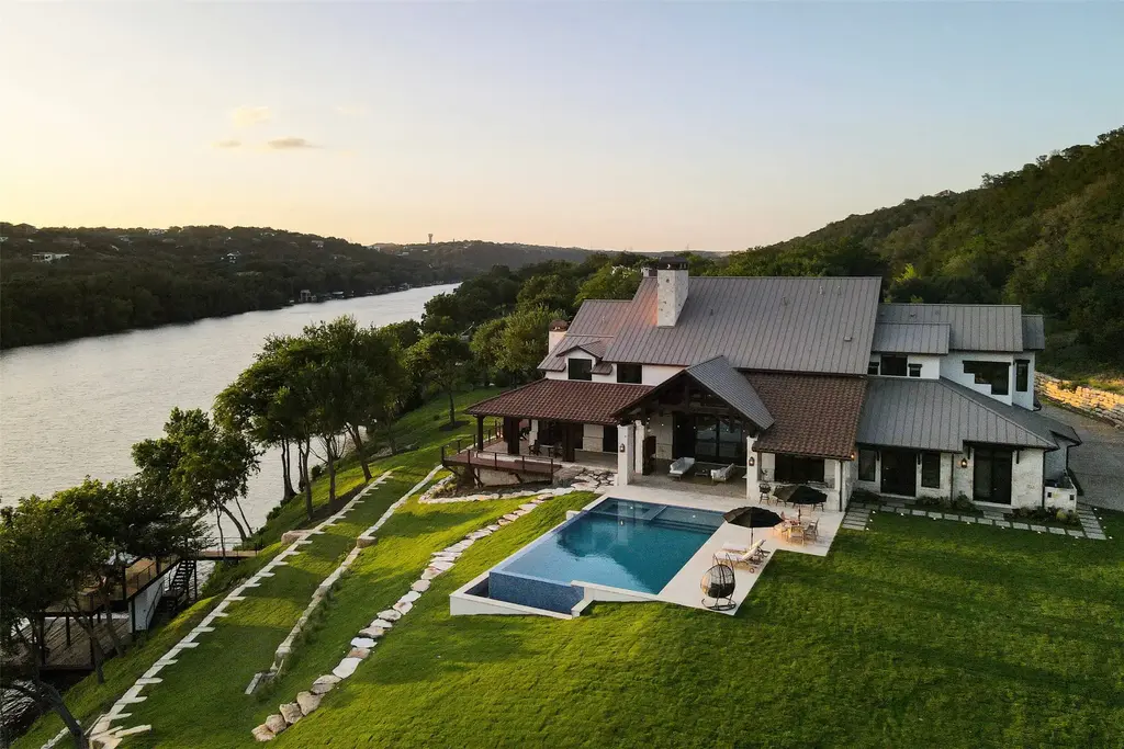 15016 Flat Top Ranch Road, Austin