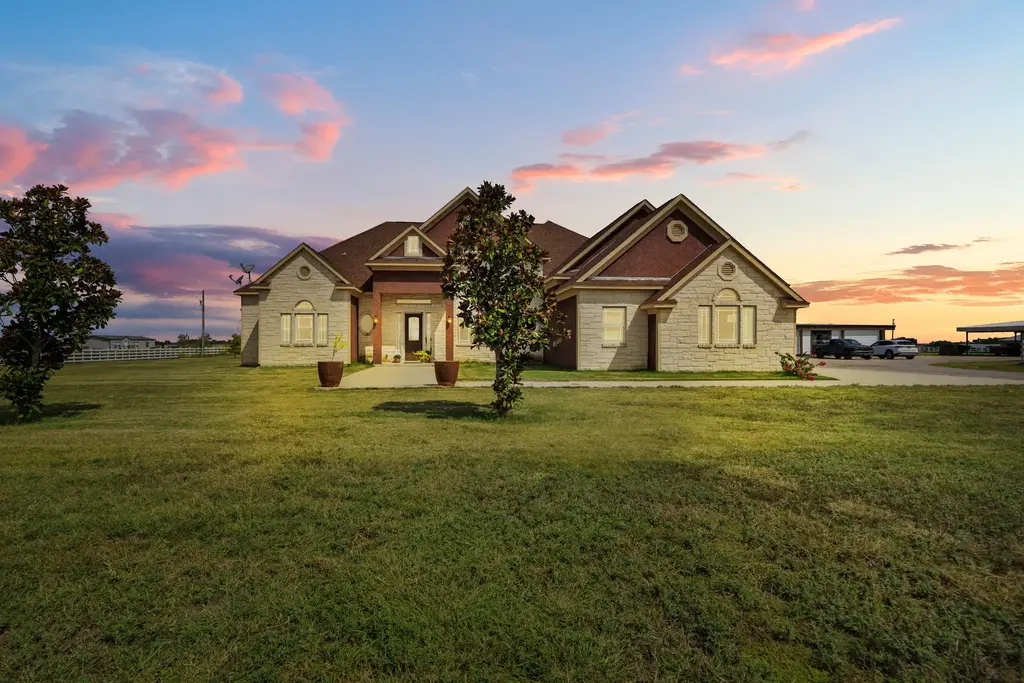 1050 Fm 619 Road, Taylor