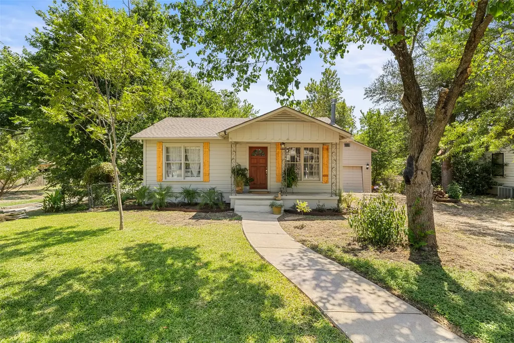 1701 W 7th Street, Taylor