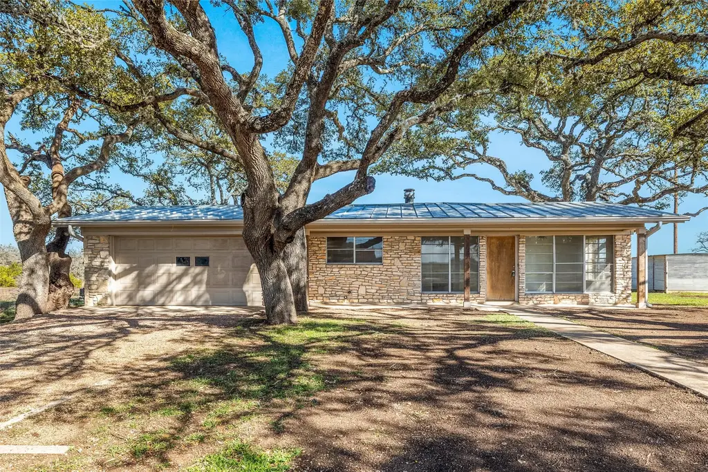 24503 Ranch Road 12 D, Dripping Springs