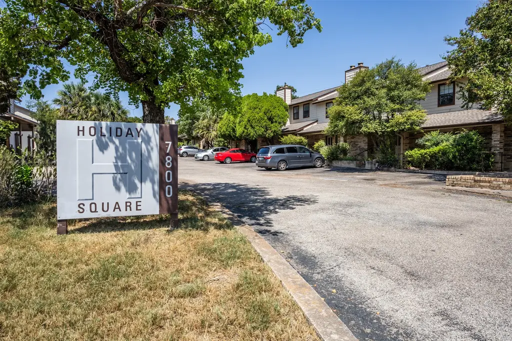 7800 Northcrest Boulevard 203, Austin