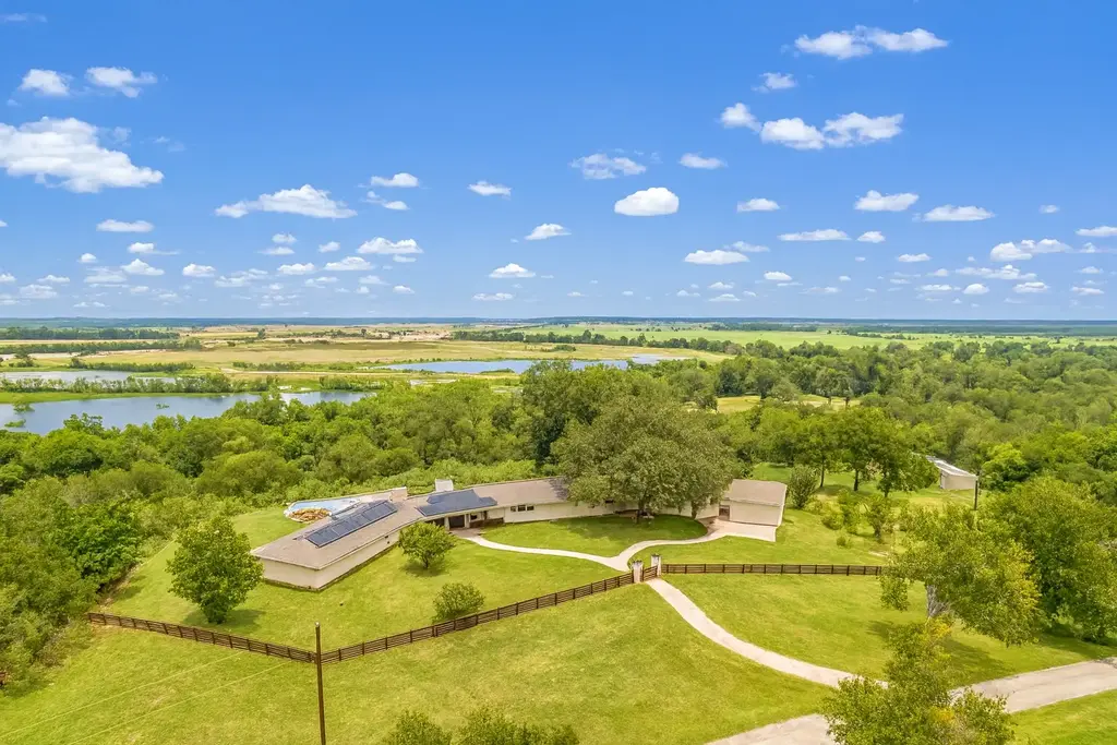 520 Double Eagle Ranch Drive, Cedar Creek