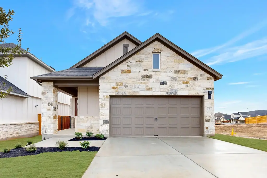 217 Grayson Elm Pass, Dripping Springs