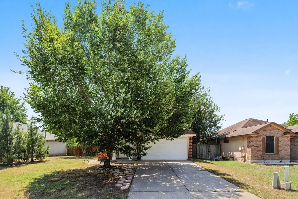 11717 Railton Drive, Del Valle
