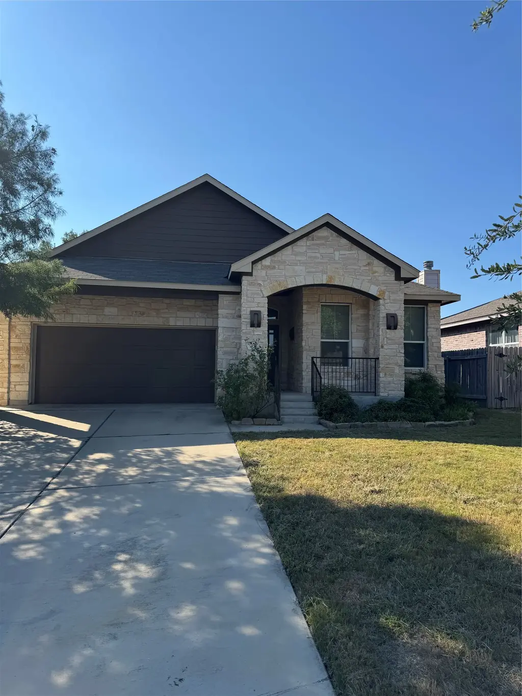 204 Wilderness Trail, Elgin