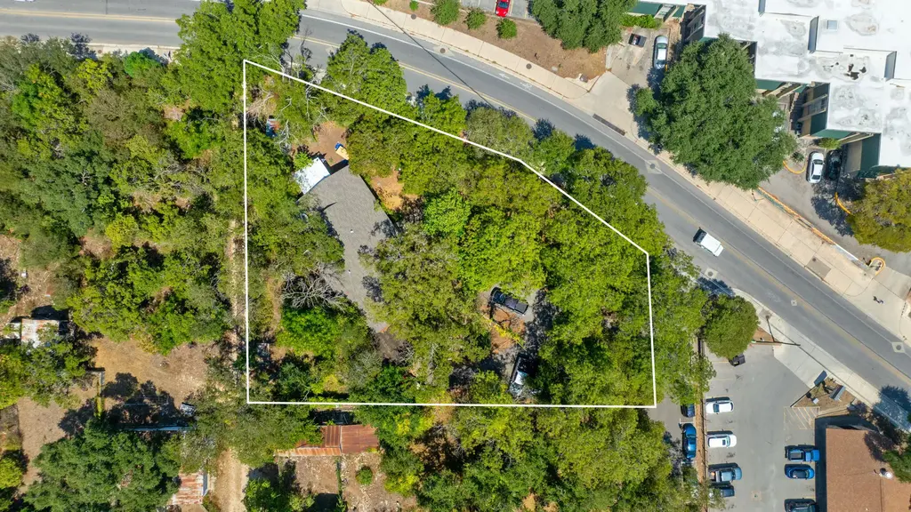 905 N Lbj Drive, San Marcos