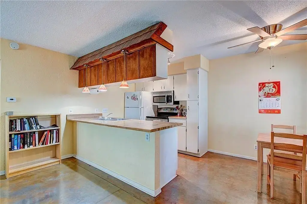 910 Duncan Lane 7, Austin