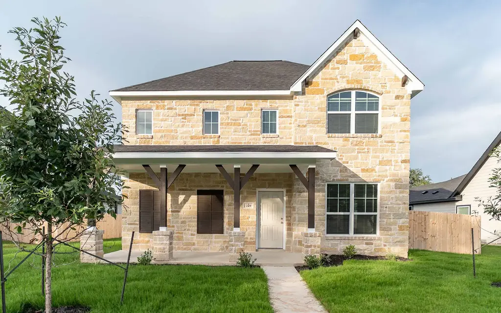 249 Villars Drive, Salado