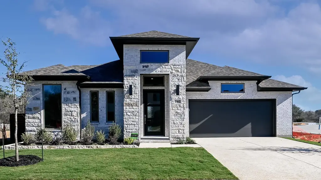 240 Melody Road, Lockhart