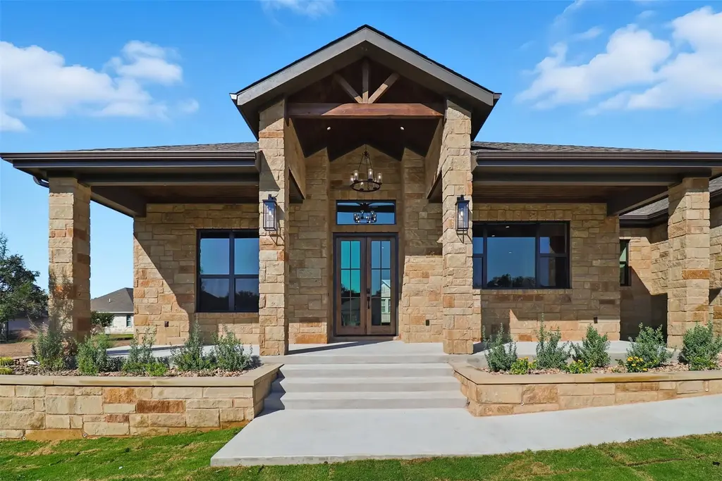 128 Broadgreen Trail, Kingsland