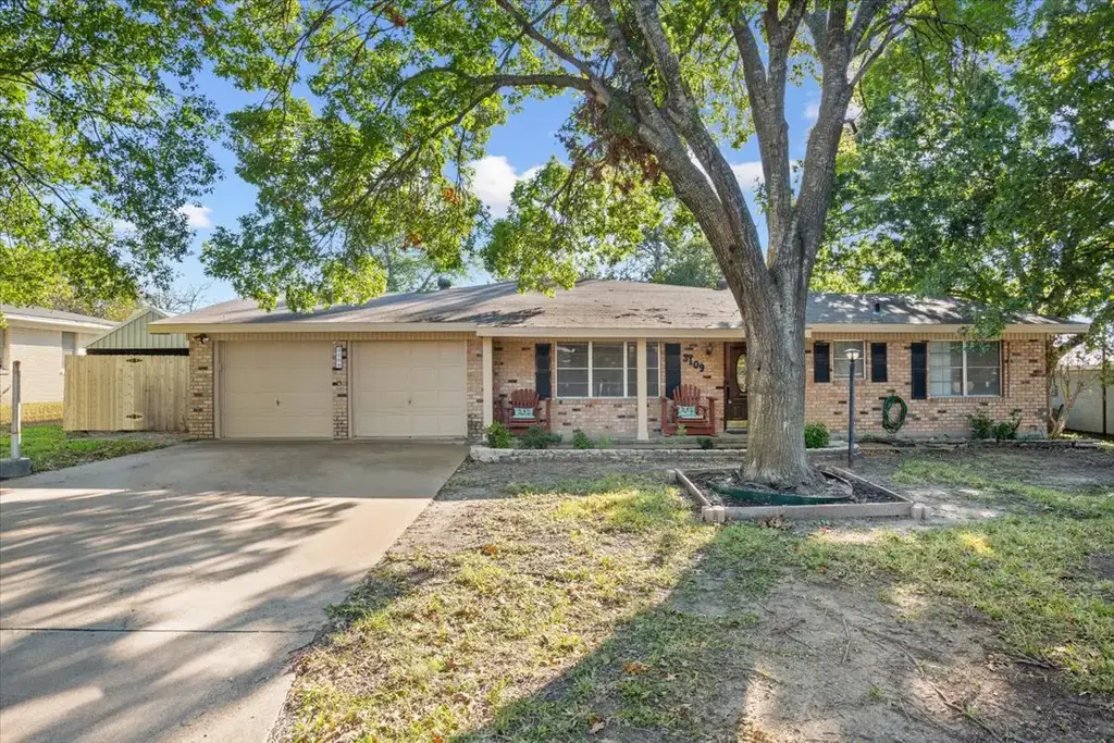 3109 Las Moras Drive, Temple