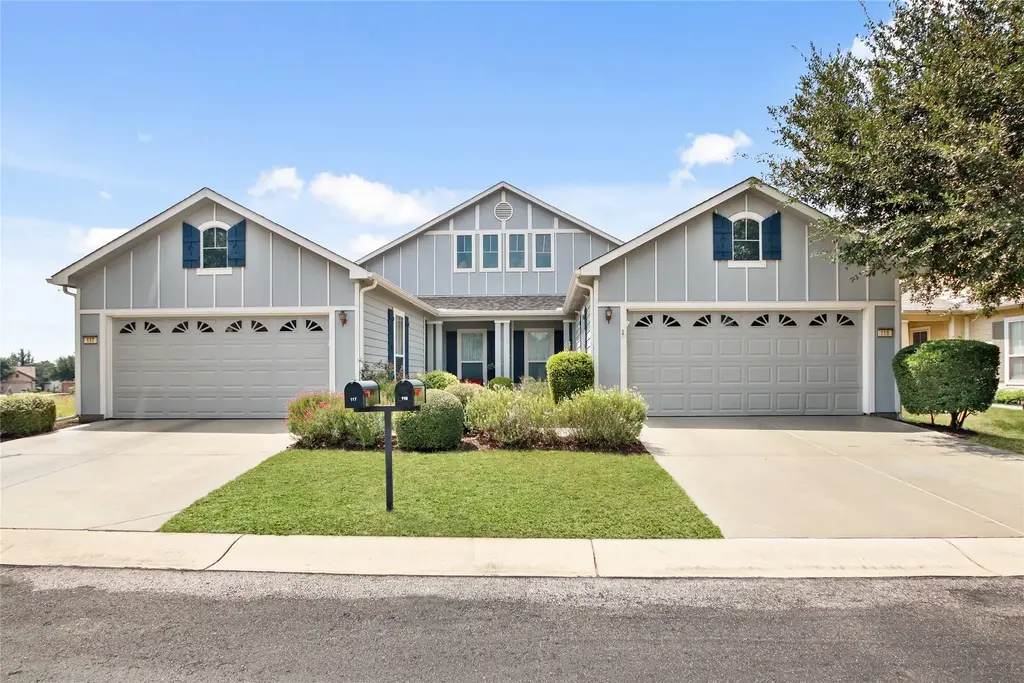 119 Hampton Circle, Georgetown