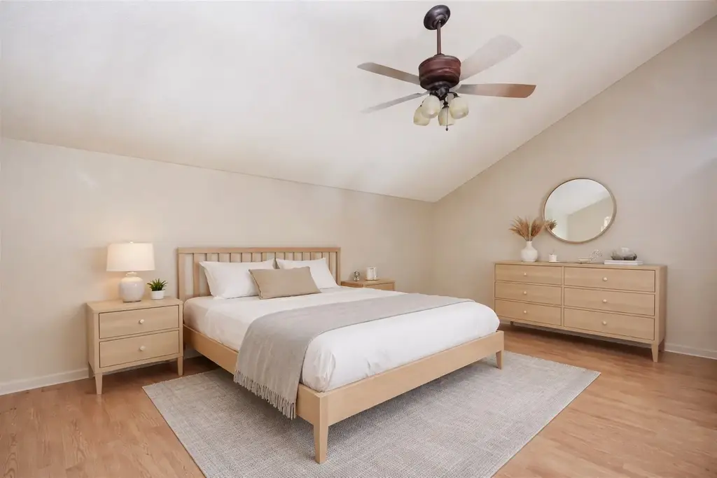 3115 Tom Green Street 404, Austin