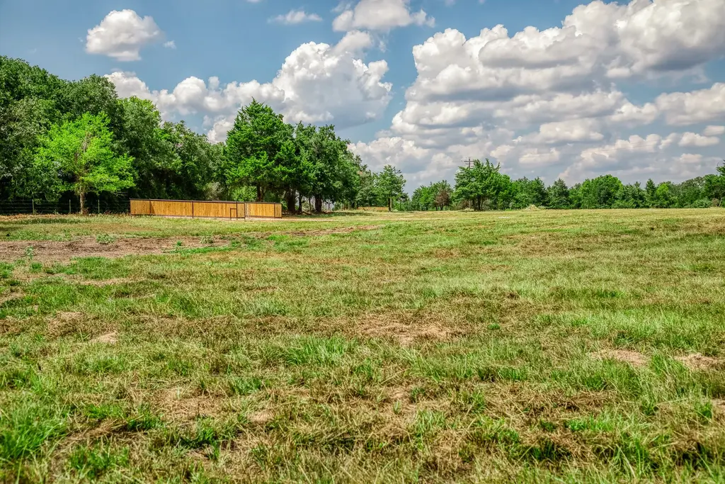 8753 County Road 324, Caldwell