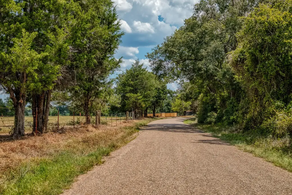 8671 County Road 324, Caldwell