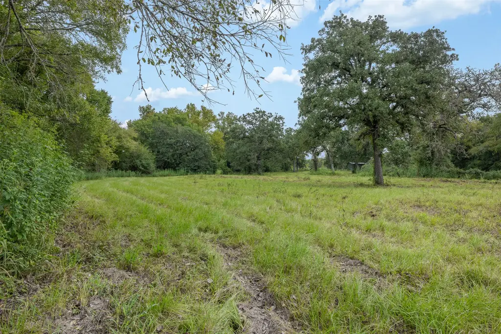 2997 County Road 258, Cameron