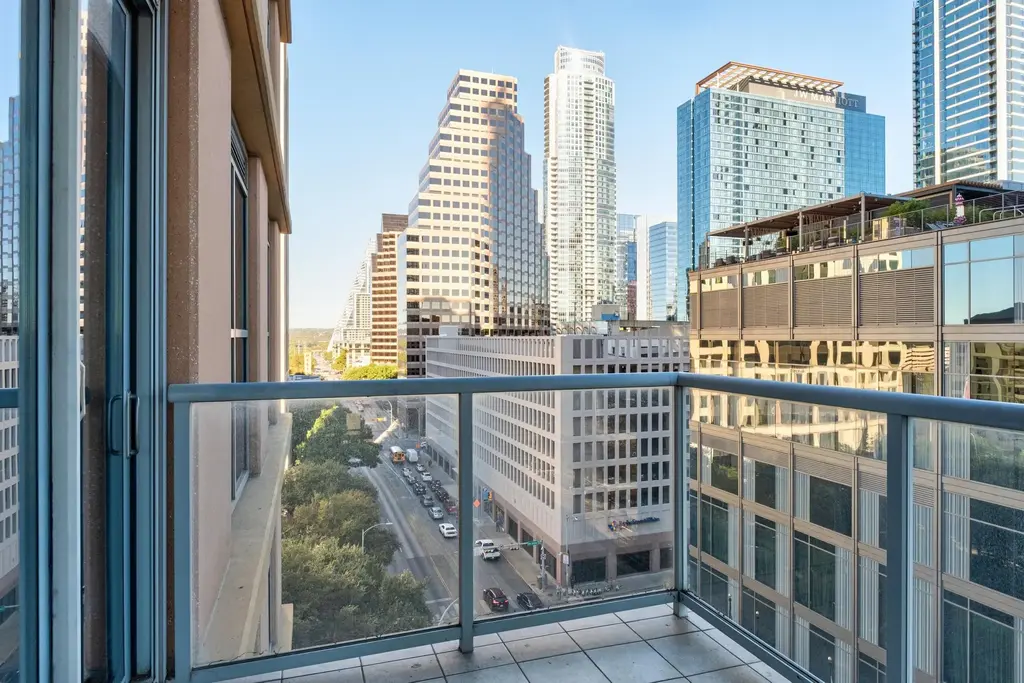 98 San Jacinto Boulevard 904, Austin