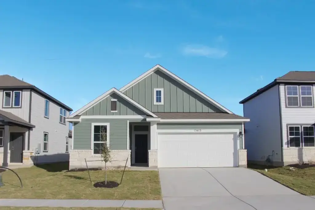 13415 Derby Ride Drive, Buda