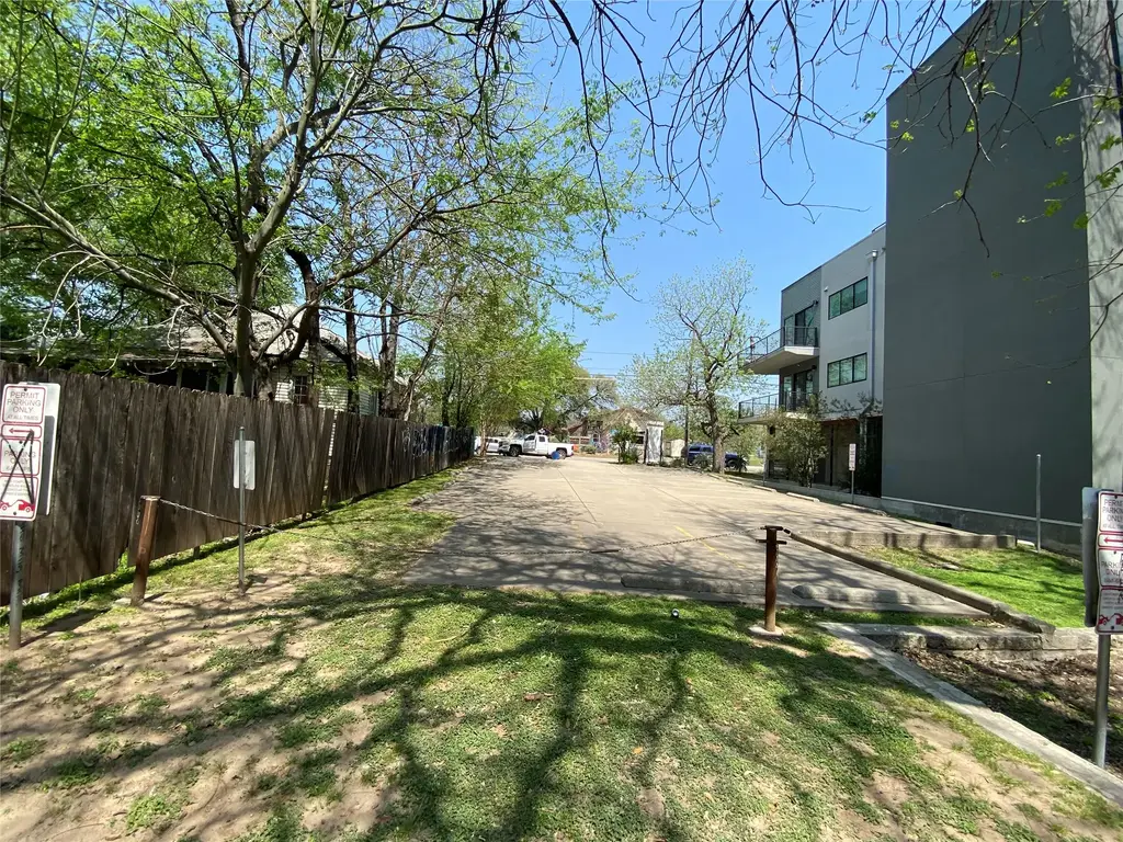 1613 E 7th Street, Austin