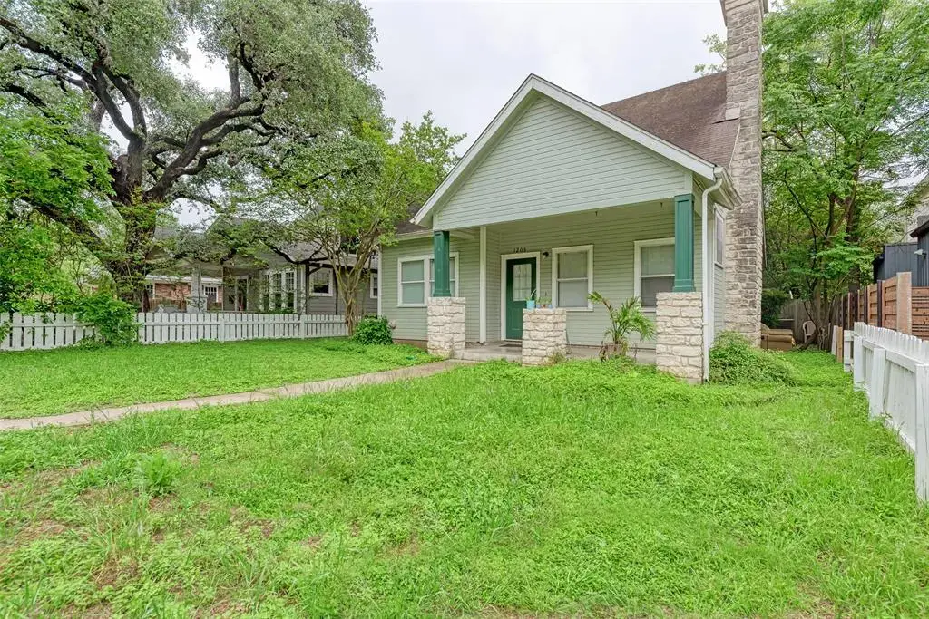 1205 W 22 1/2 Street, Austin