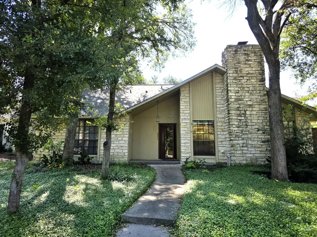 2505 Canyon Creek Drive, Temple