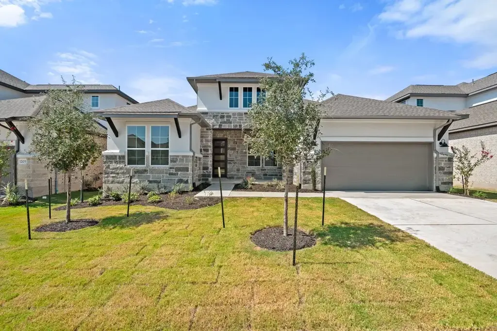209 Smoke Signal Court, Liberty Hill